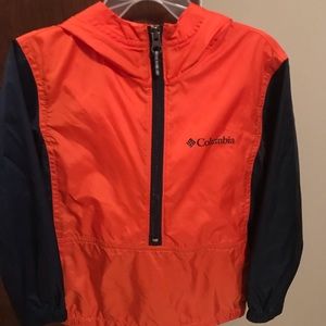 Columbia lightweight rain jacket/wind breaker 4/5T